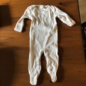 Kate Quinn ribbed footie